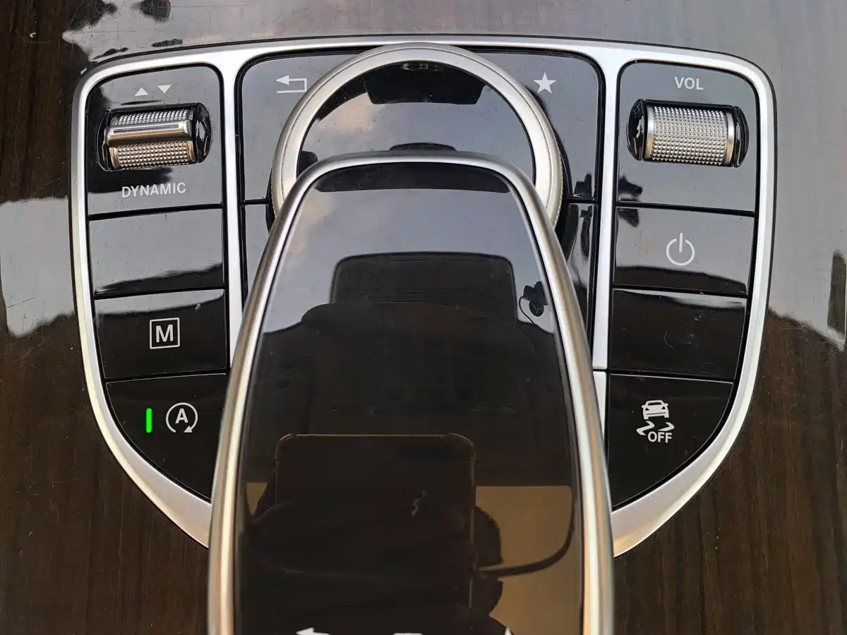 Mercedes-Benz GLC 2016 GLC 260 4MATIC Luxury фото 20