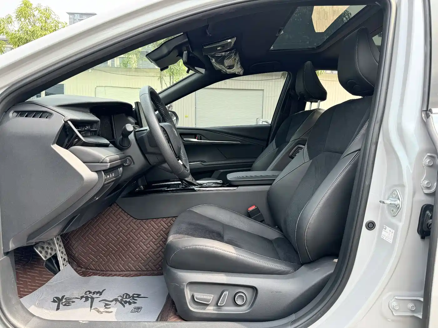 Toyota Camry 2024 Model Dual Hybrid 2.0HXS Sport Plus Edition фото 13