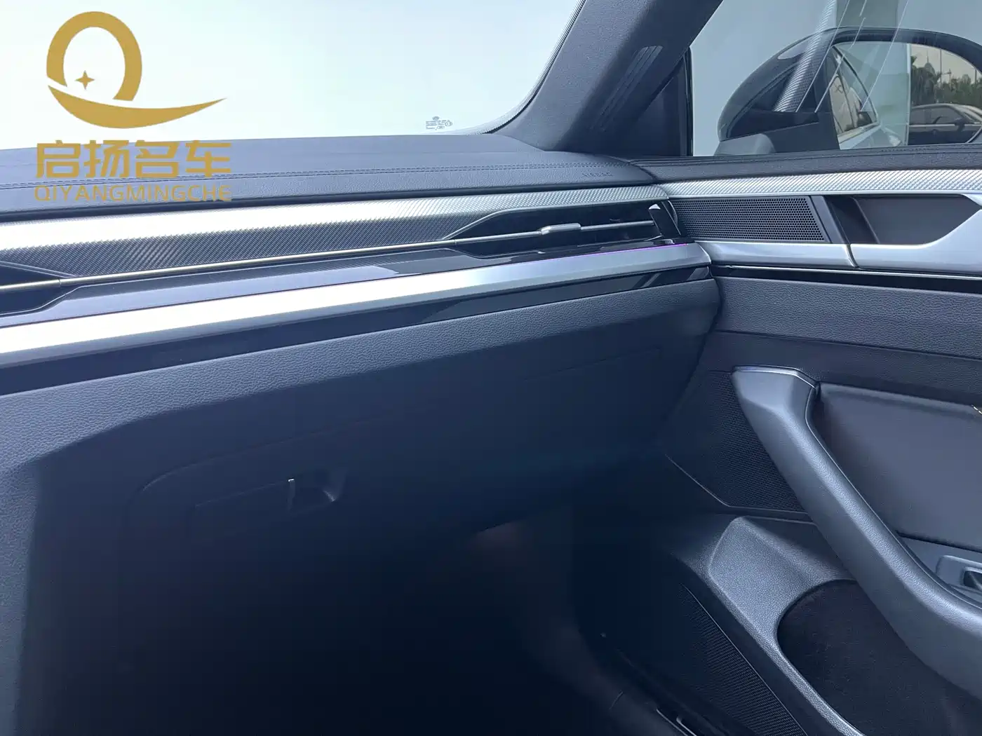 Volkswagen FAW-Volkswagen CC 2023 380TSI Eye-catching Edition фото 4