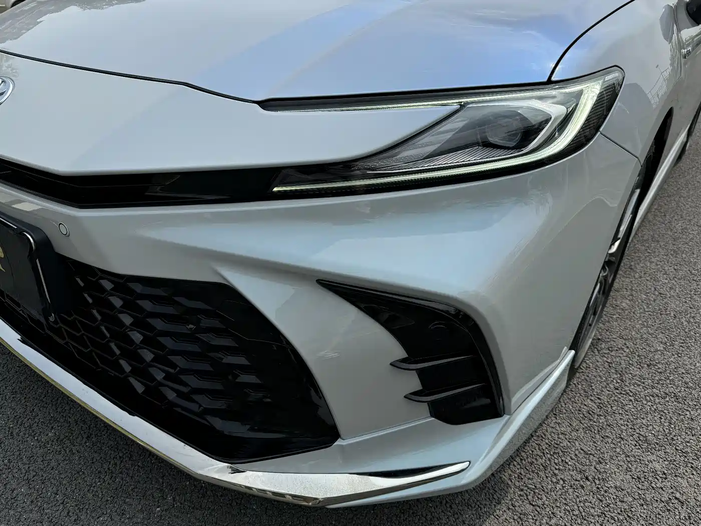 Toyota Camry 2024 Model Dual Hybrid 2.0HXS Sport Plus Edition фото 23