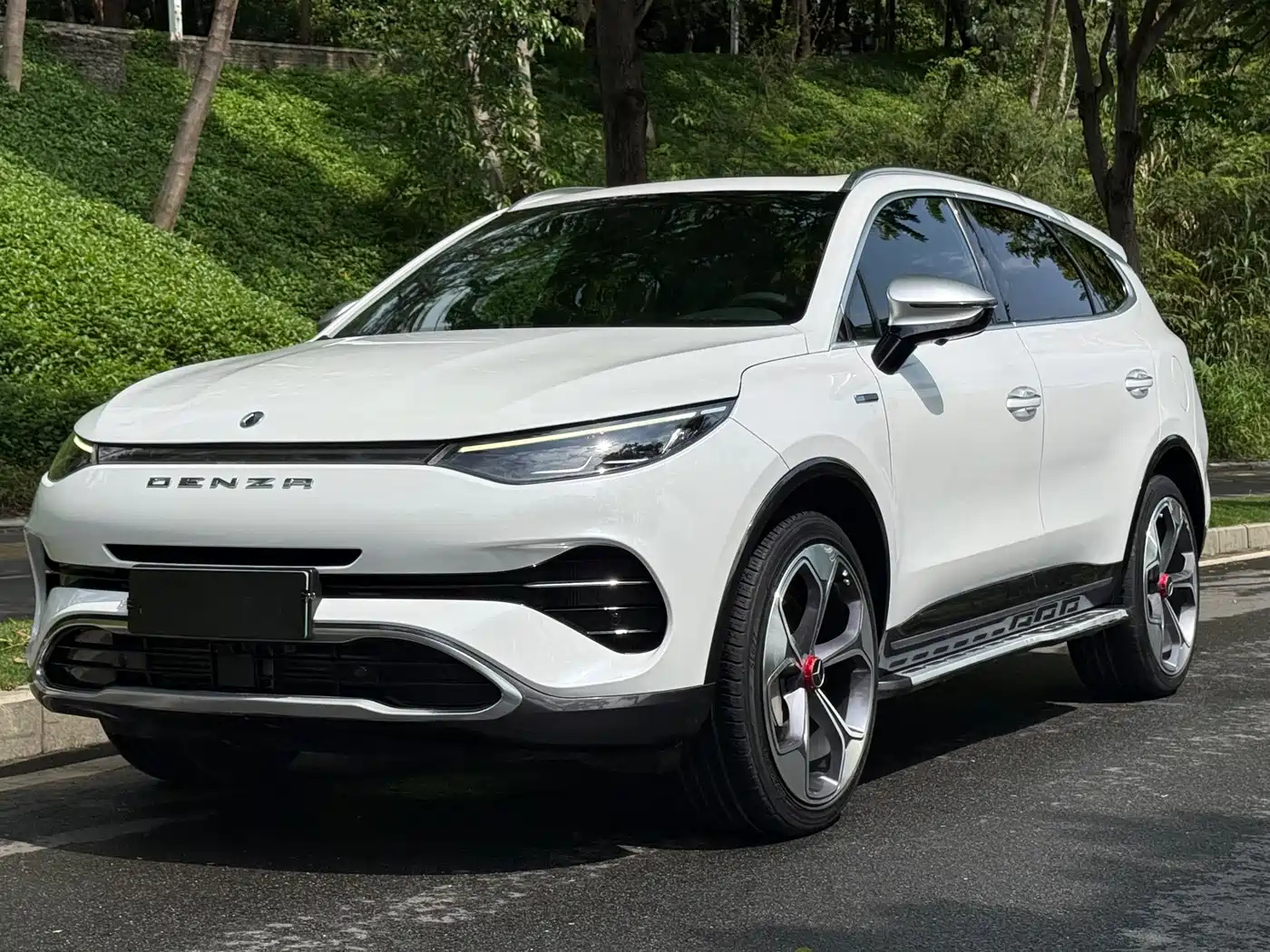 Denza X 2020 Model PHEV Flagship Edition