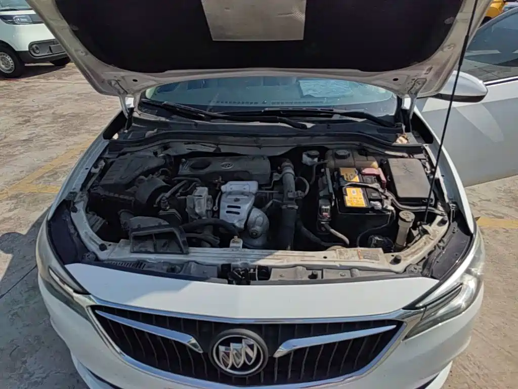 Фото 20 - Buick Excelle