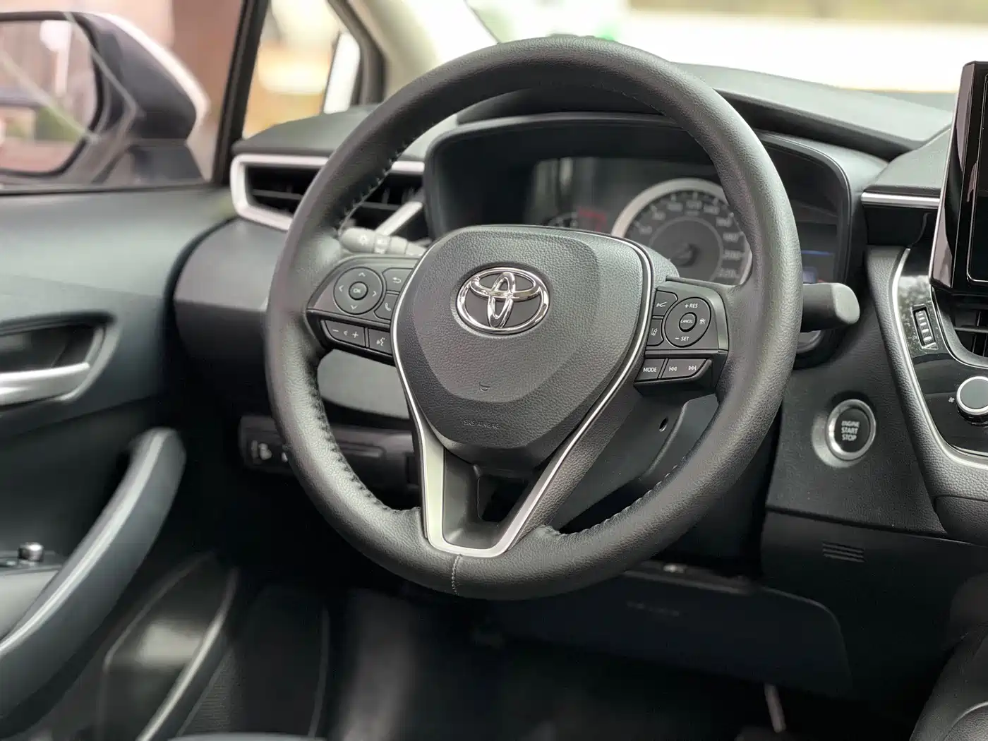 Toyota Corolla 2023 1.2T Elite Edition фото 12