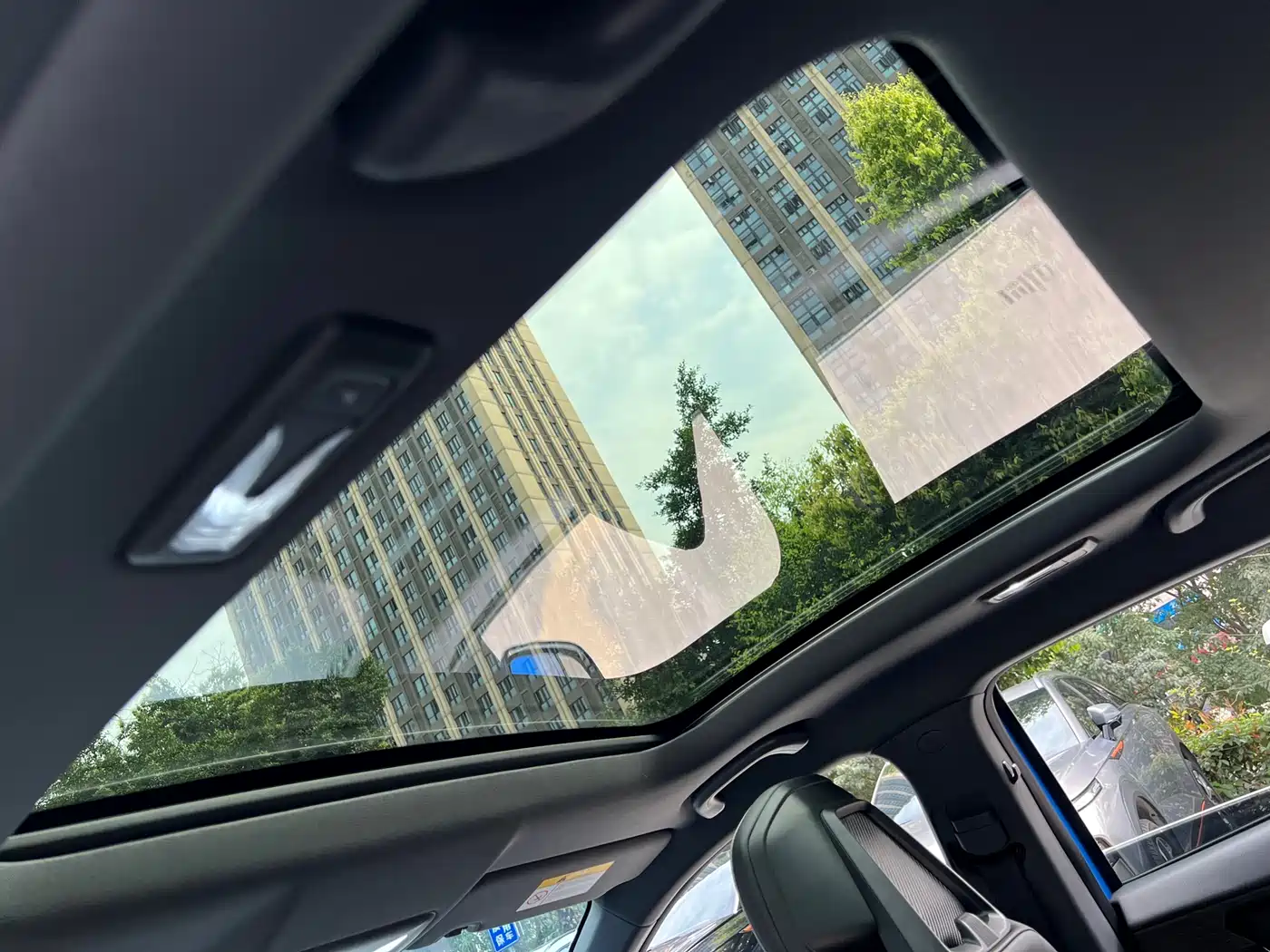 CHANGAN UNI-V