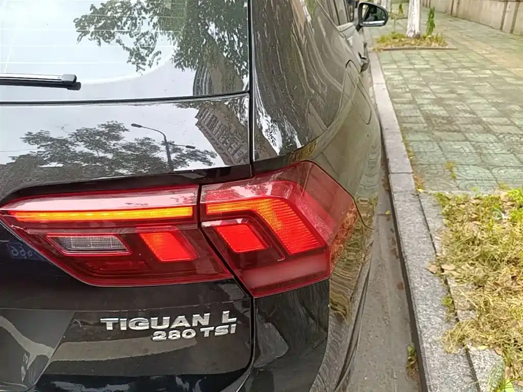 Volkswagen Tiguan L 2019 Facelift 280TSI Auto 2WD Panorama Comfort China VI фото 8