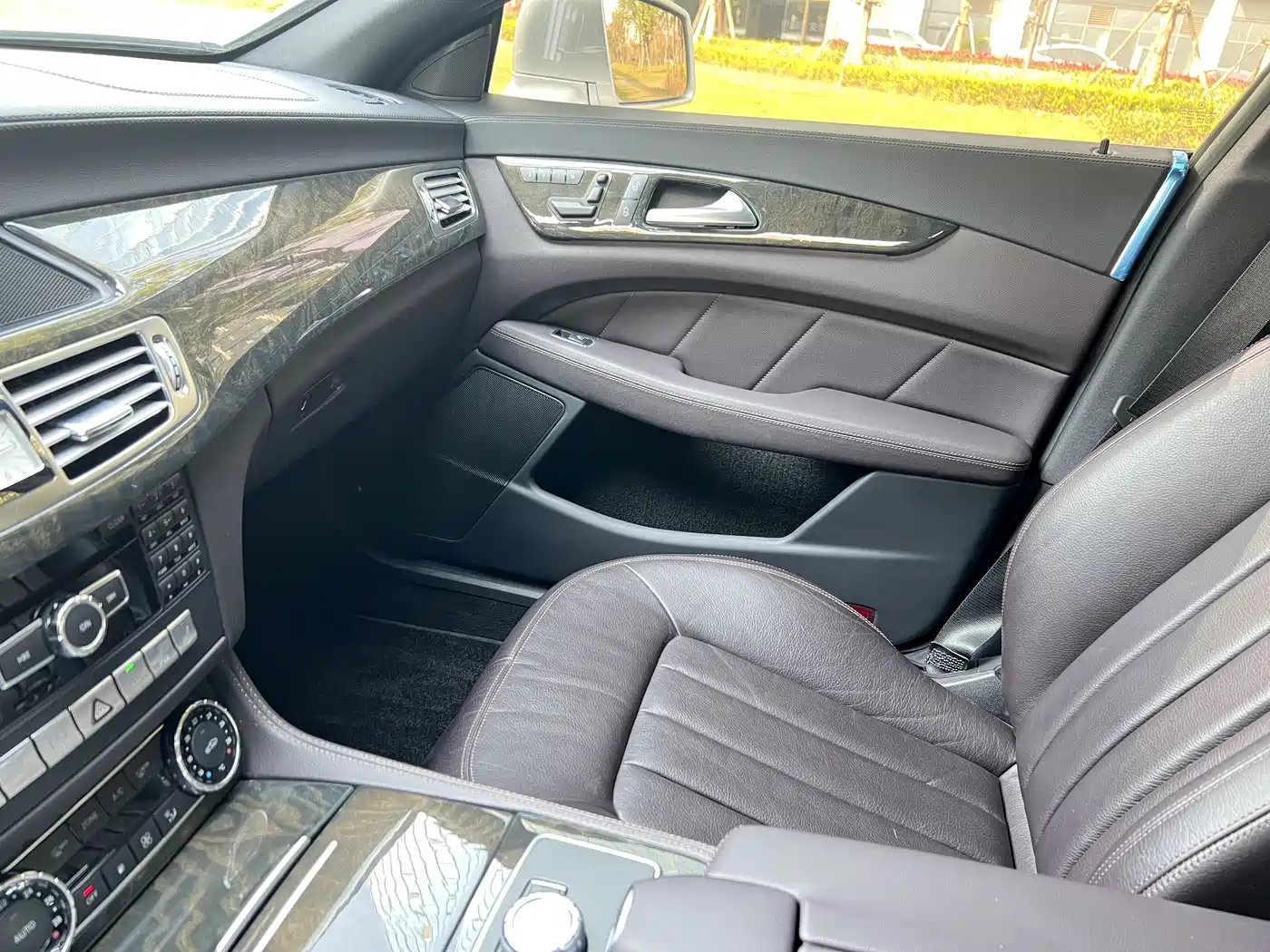 Mercedes-Benz CLS 2012 CLS 300 CGI фото 13