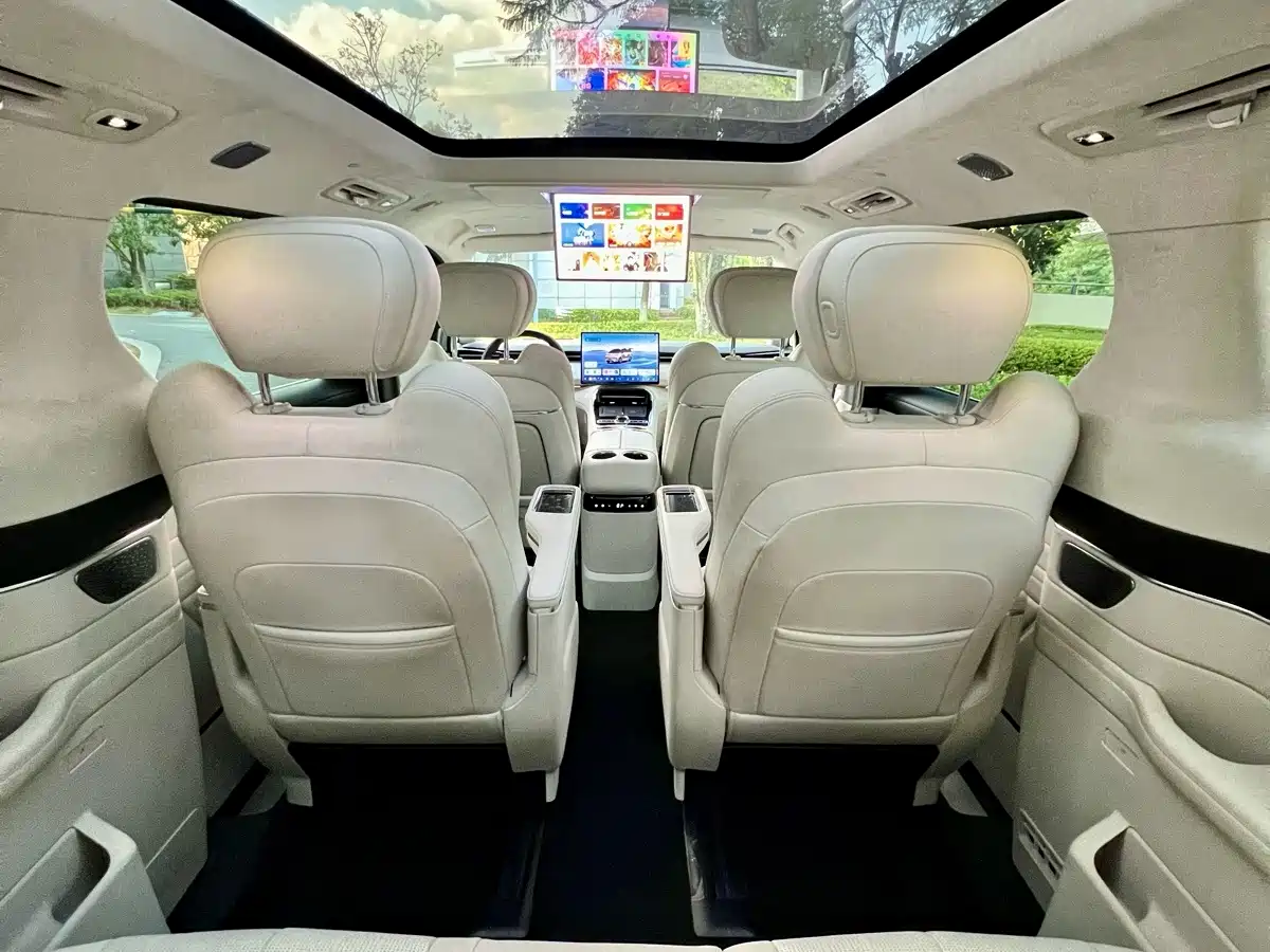 Geely Galaxy Galaxy V900 2026 2026 Model Year Base Version 6-Seater