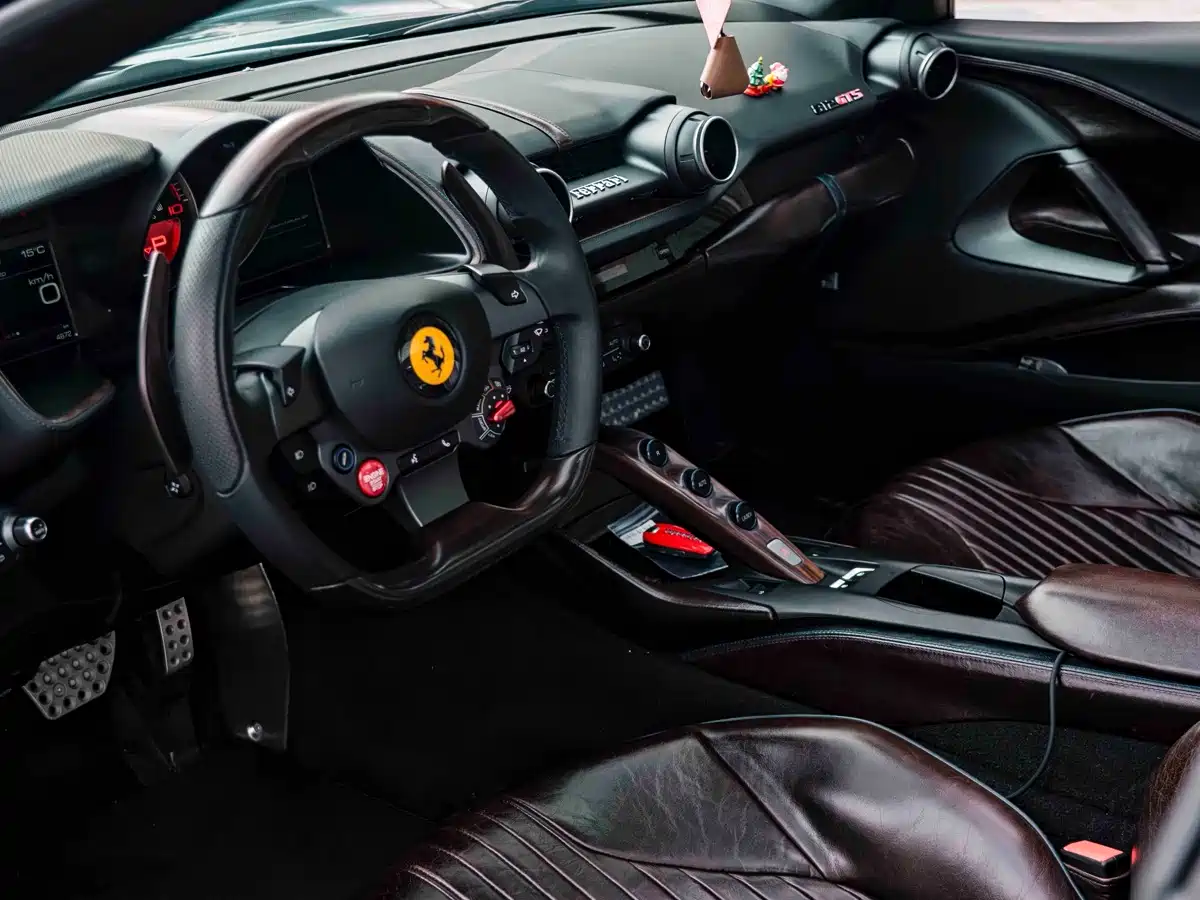 Ferrari 812 2023 2020 6.5L GTS