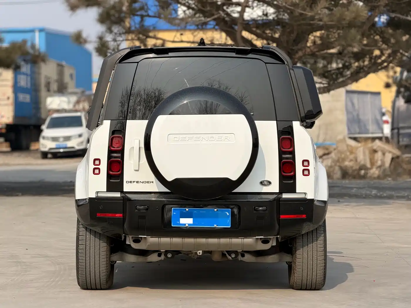 Land Rover Defender 2024 110 3.0T P400 X-DYNAMIC HSE фото 5