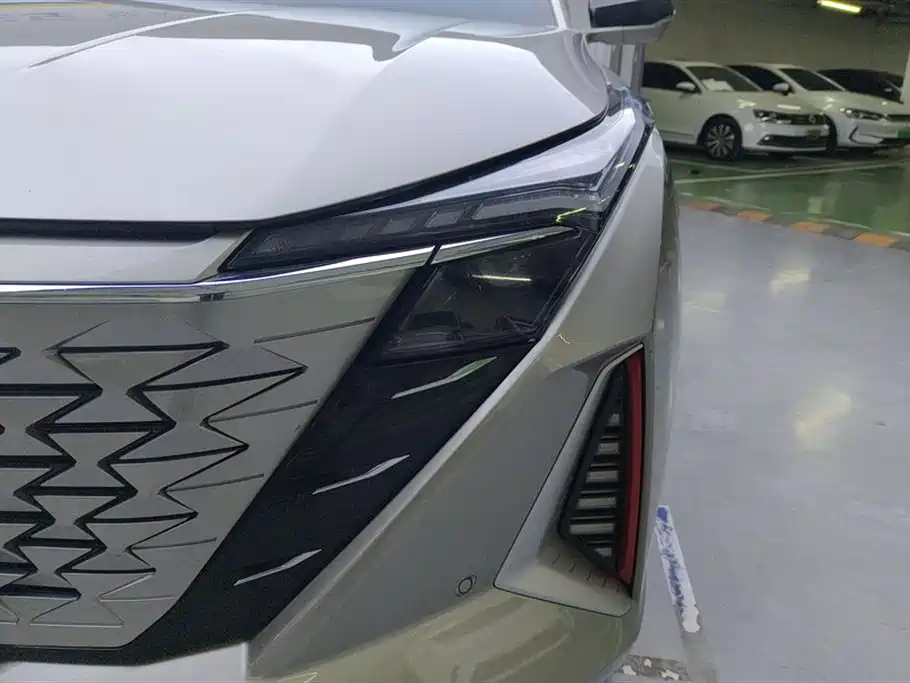 CHANGAN CHANGAN AUCHAN Z6