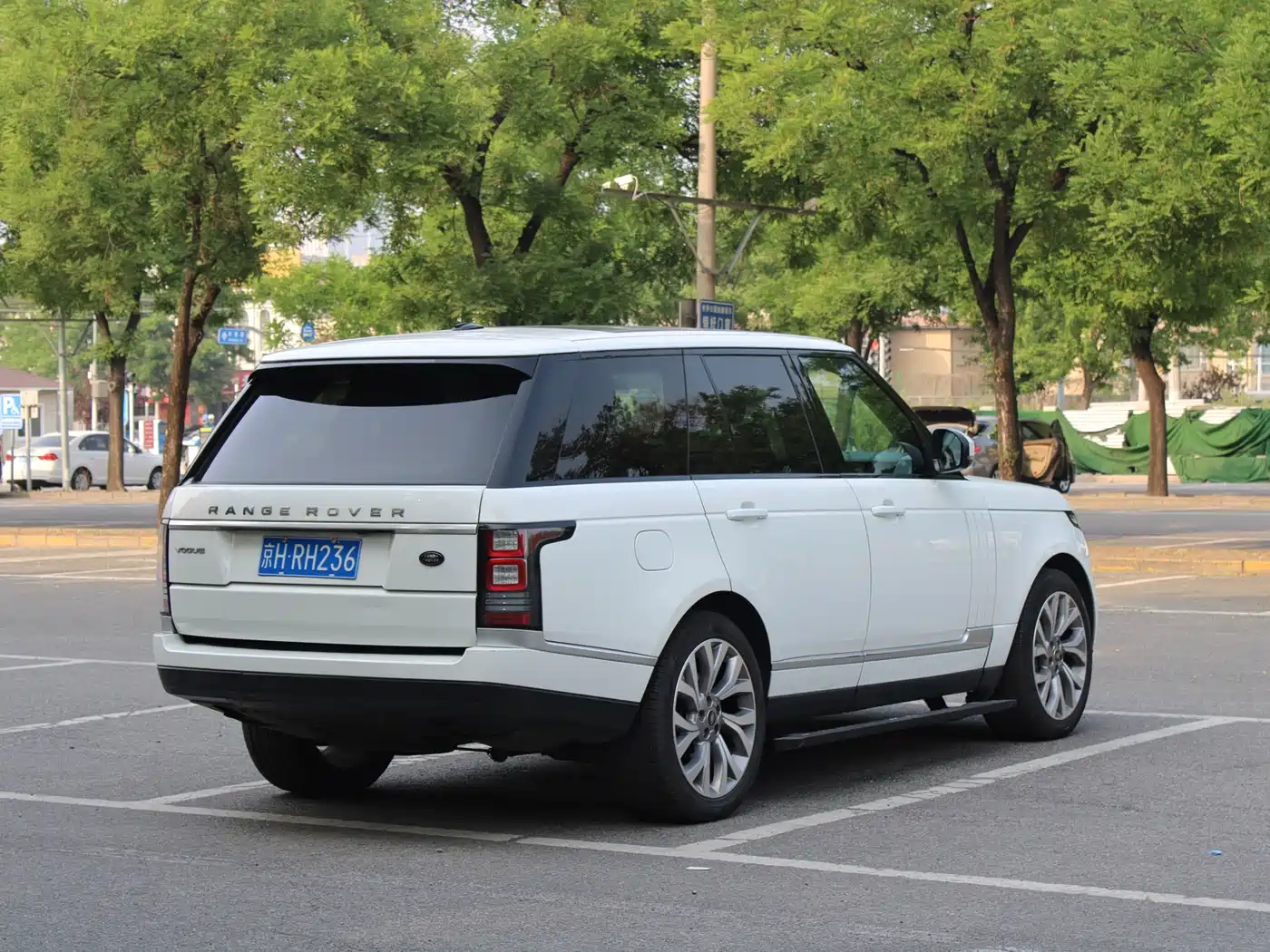 Land Rover Range Rover 2013 NA 5.0 V8 Vogue SE фото 5