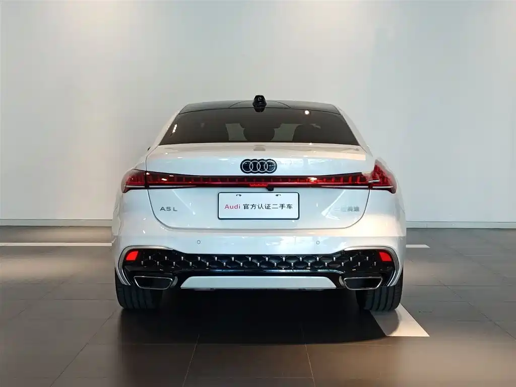 Photo 5 - Audi A5L
