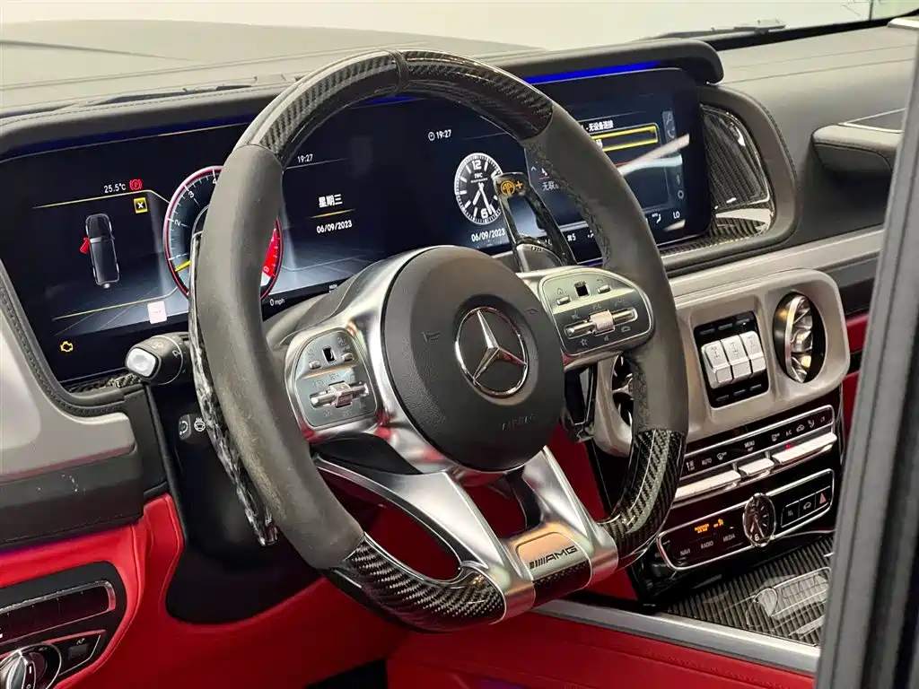 Mercedes-Benz G-Class AMG 2019 AMG G 63 фото 12