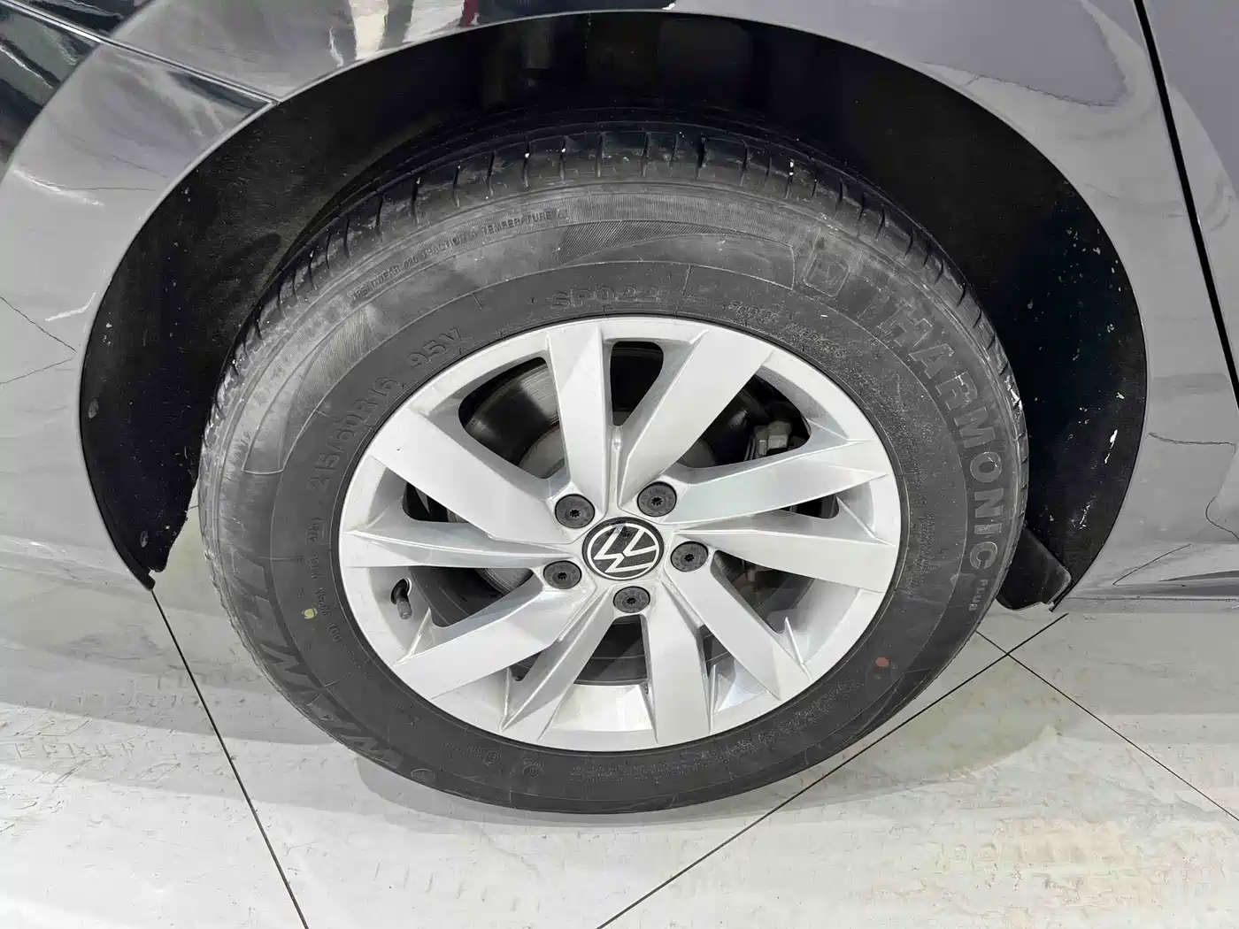 Volkswagen Passat 2023 280TSI Business Edition фото 19