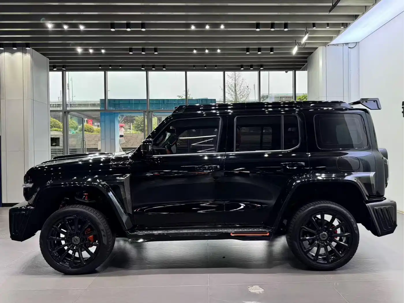 Crossboundary Auto Co-created Tank 300 2024 2023 2.0T Cyber Knight