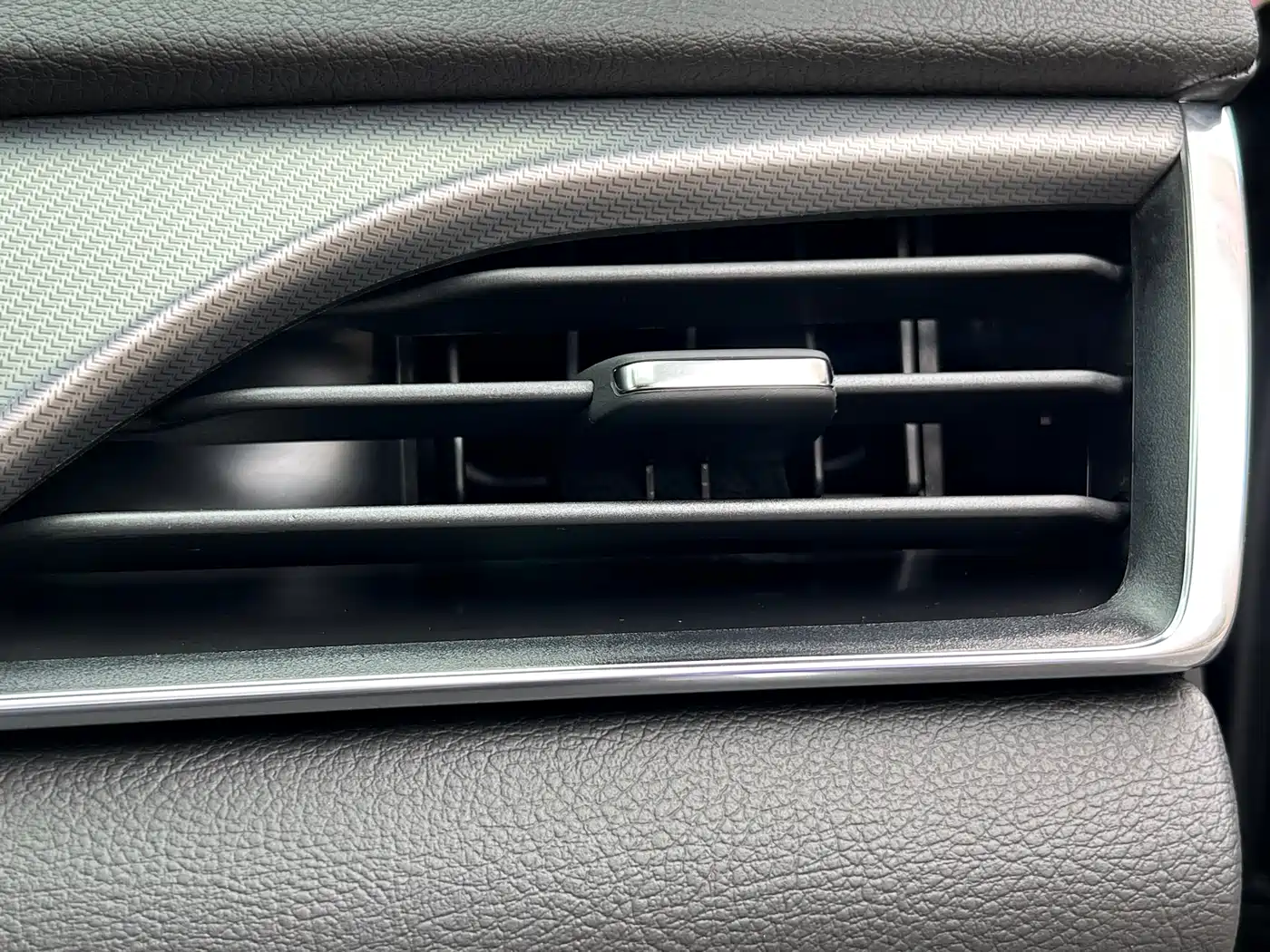 Cadillac CT5 2024 28T Luxury Model Pro фото 23