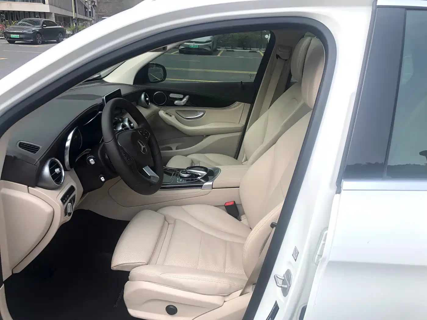 Mercedes-Benz GLC 2016 GLC 260 4MATIC Luxury фото 11