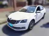 Photo 1 - Škoda Octavia
