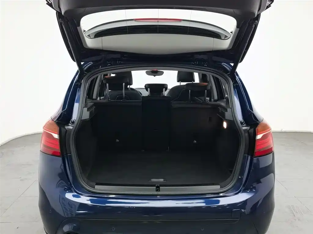 BMW 2 SERIES STATION WAGON