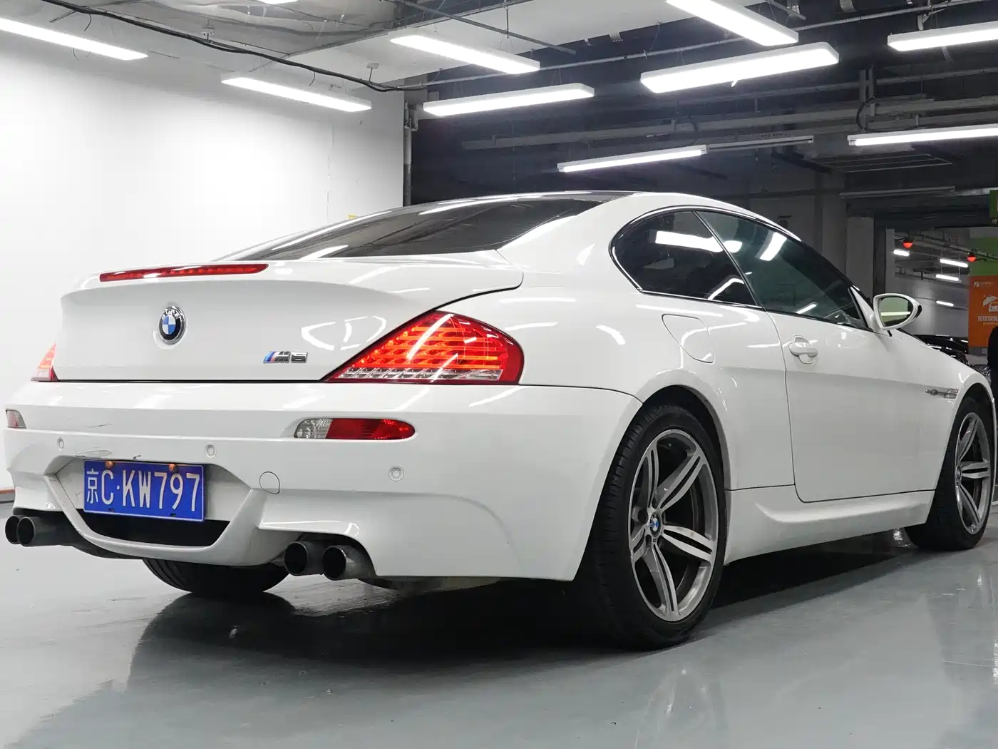 BMW M6 2006 Model M6 фото 4