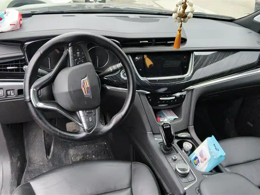 Cadillac XT6 2022 2.0T 7-Seater 4WD Luxury Edition фото 12