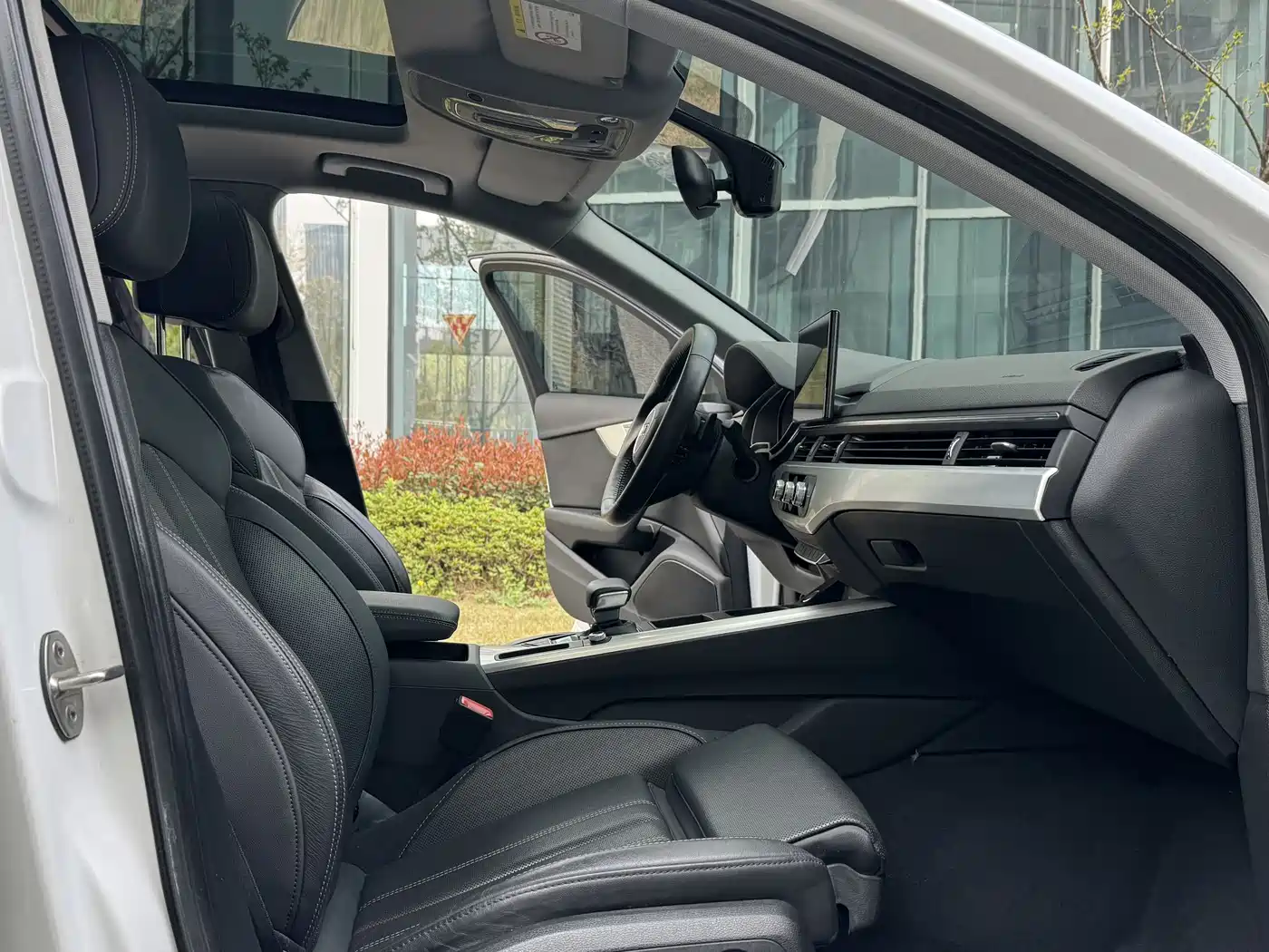 Audi A4L 2020 40 TFSI Fashion Dynamic Edition фото 35