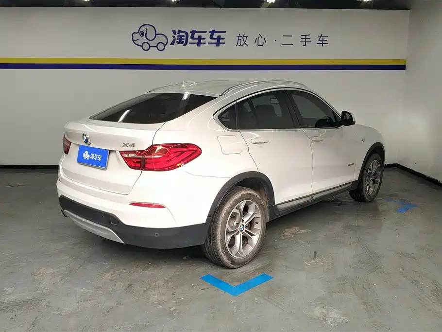 BMW X4 2014 xDrive20i X Design Package фото 3