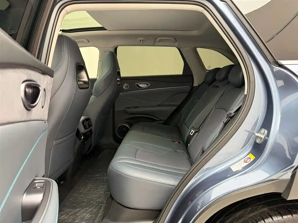 BYD SEA LION 07 DM I