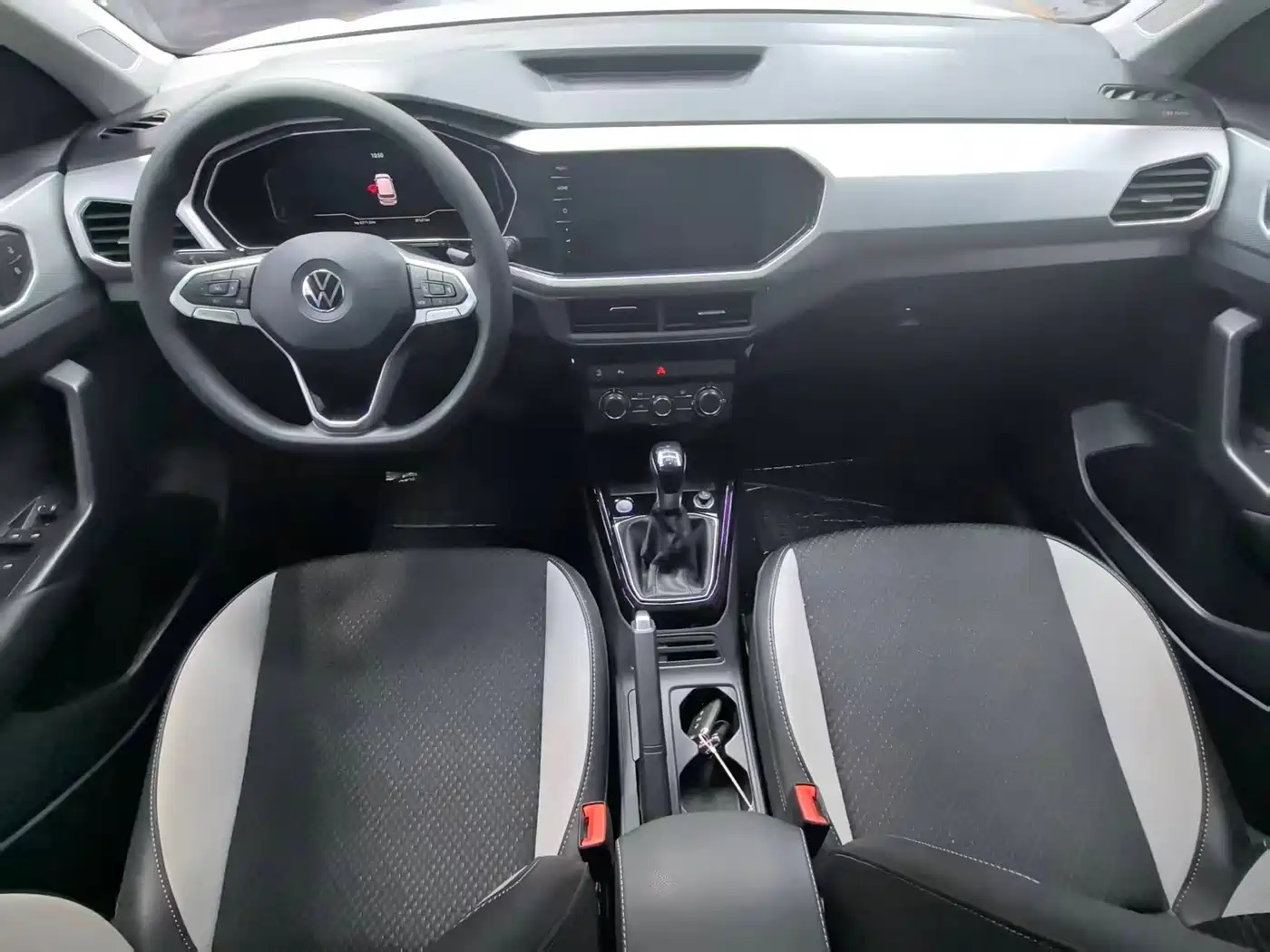 VOLKSWAGEN EXPLORING THE SHADOW