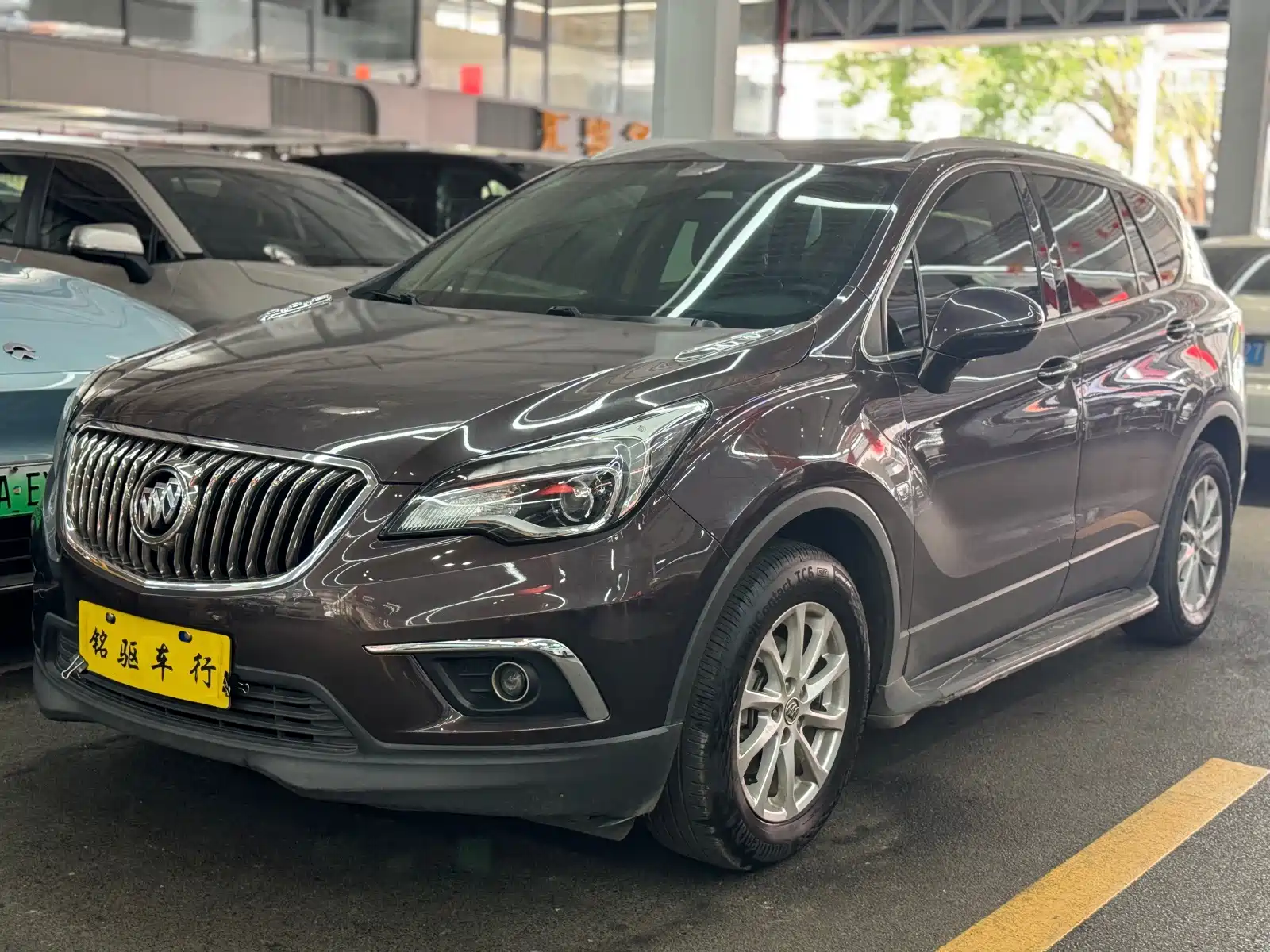 Фото 1 - Buick Envision Plus