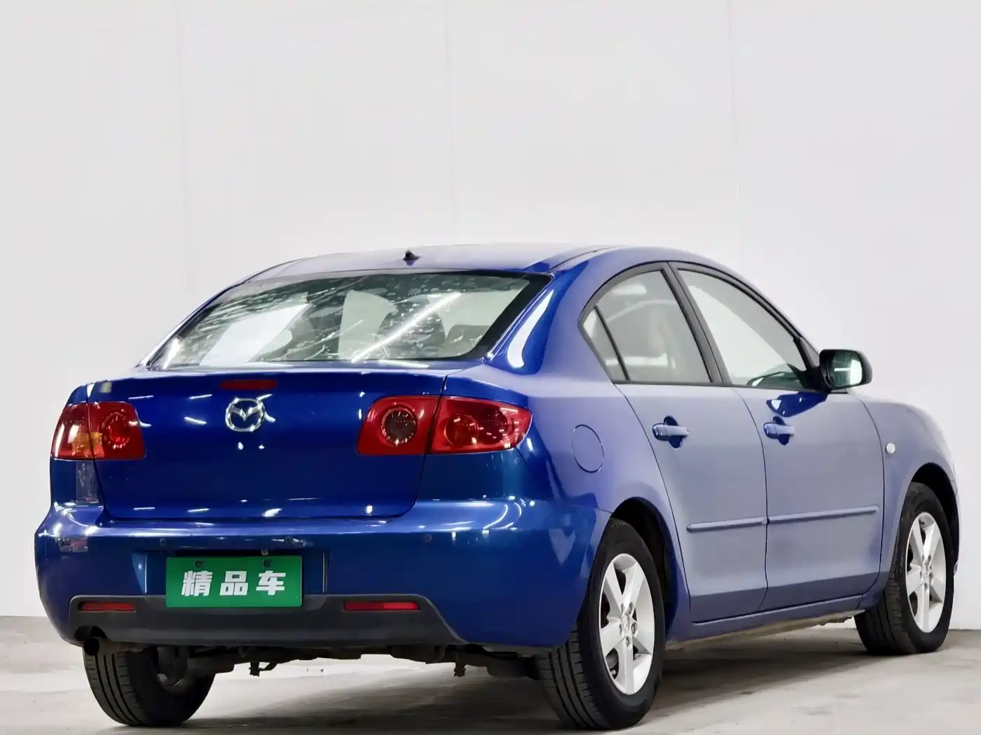 Photo 4 - Mazda 3