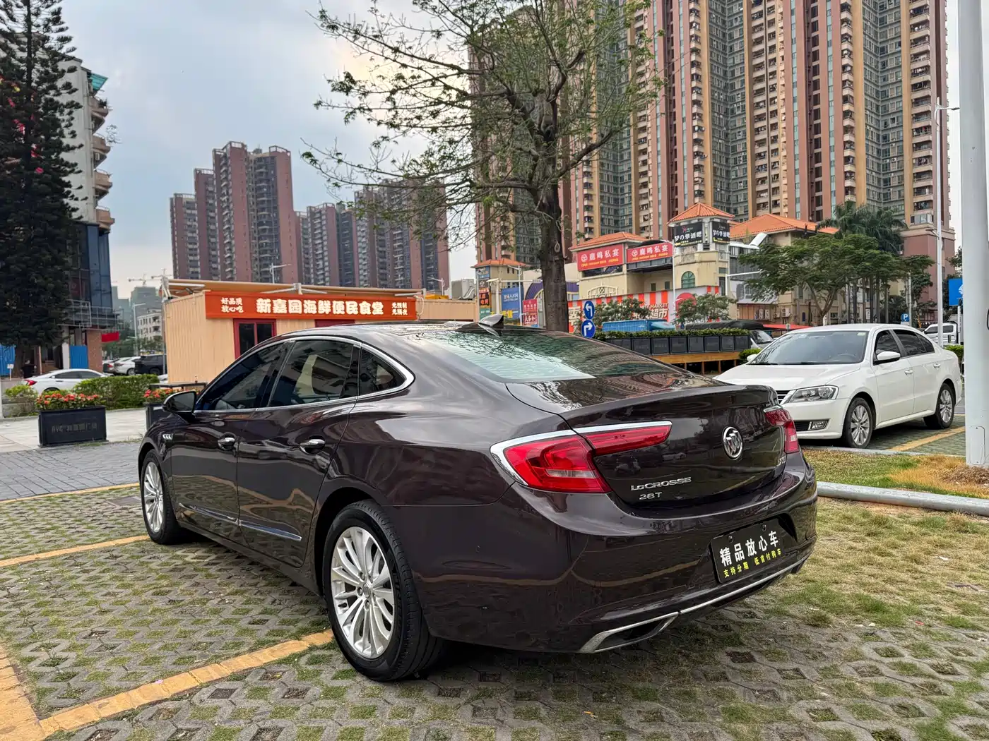 Buick LaCrosse 2016 Model 28T Luxury фото 4