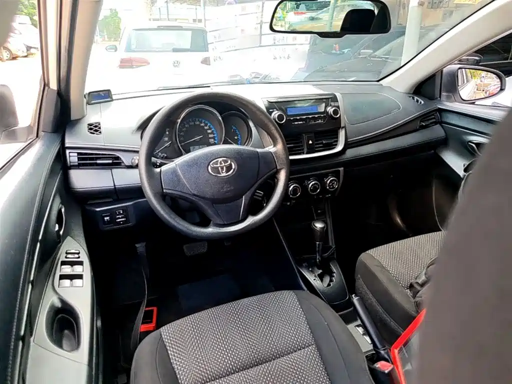 Toyota Vios FS 2017 1.5L CVT Fengchi Edition фото 10