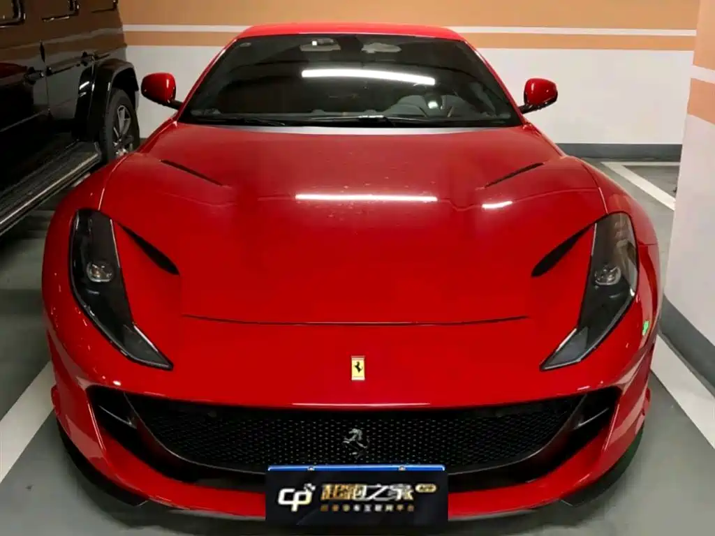 Ferrari 812 2019 2017 6.5L Superfast