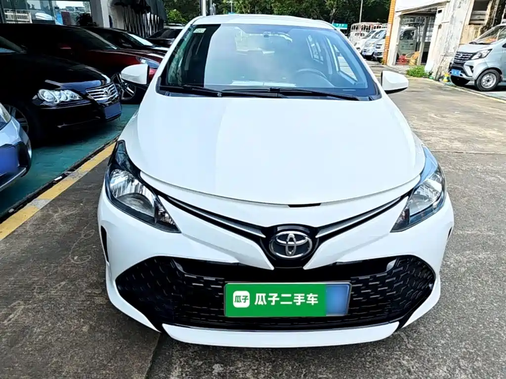 Toyota Vios FS 2017 1.5L CVT Fengchi Edition фото 3