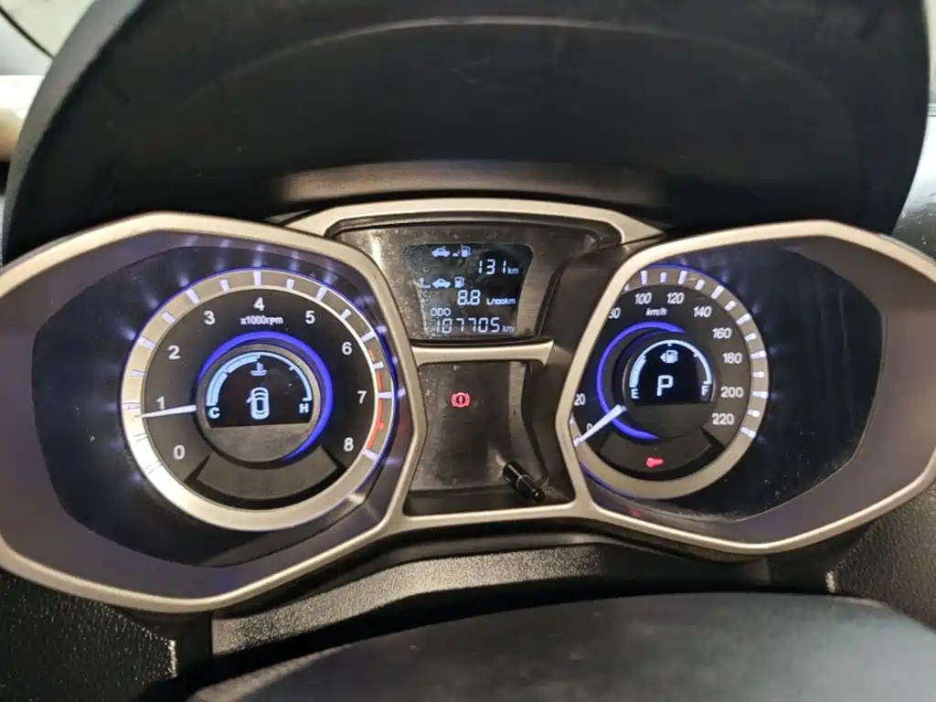 JAC Refine S3 2015 2014 1.5L CVT Luxury Smart