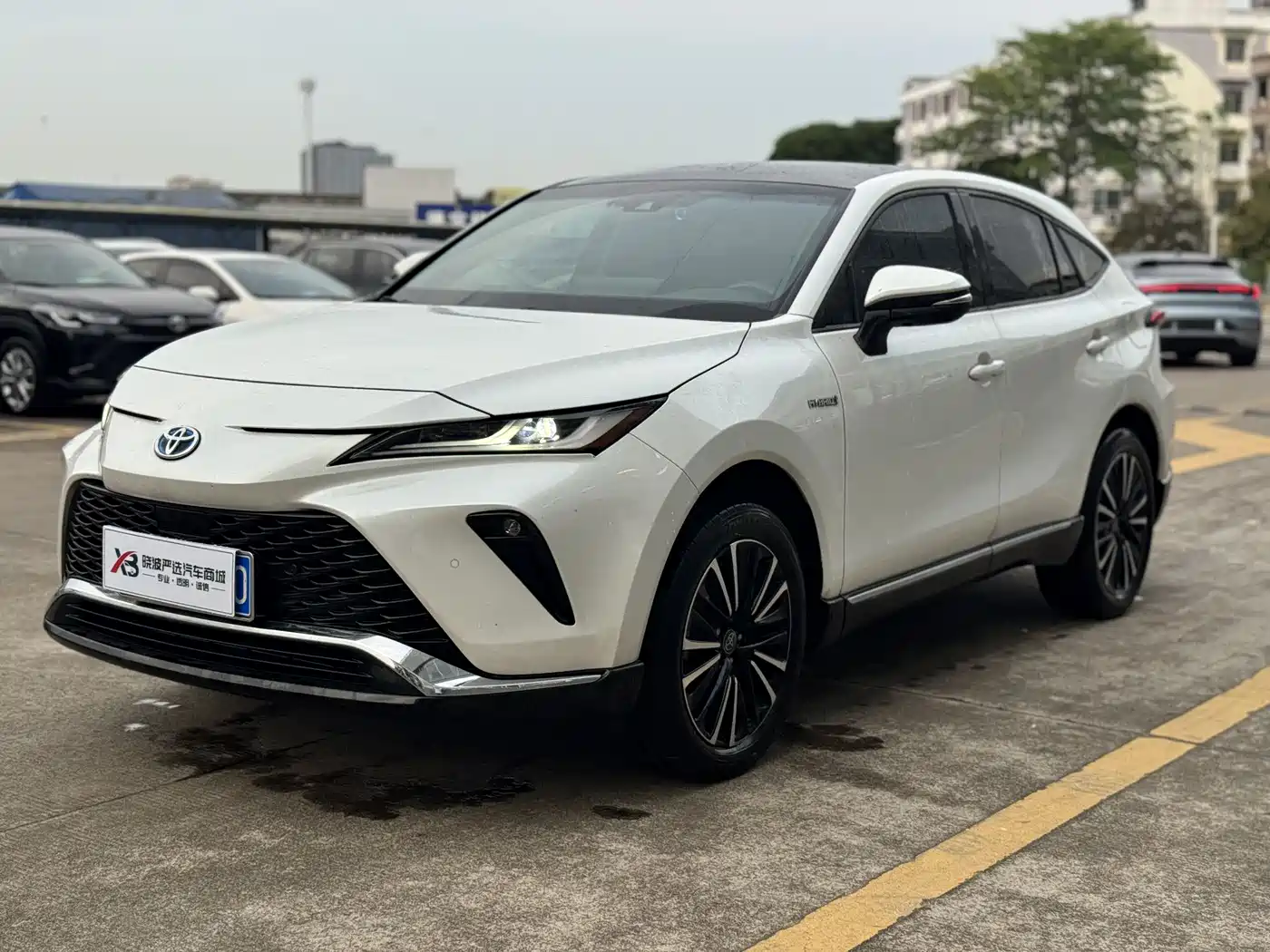 Toyota Venza 2023 2.5L Smart Hybrid FWD Premium