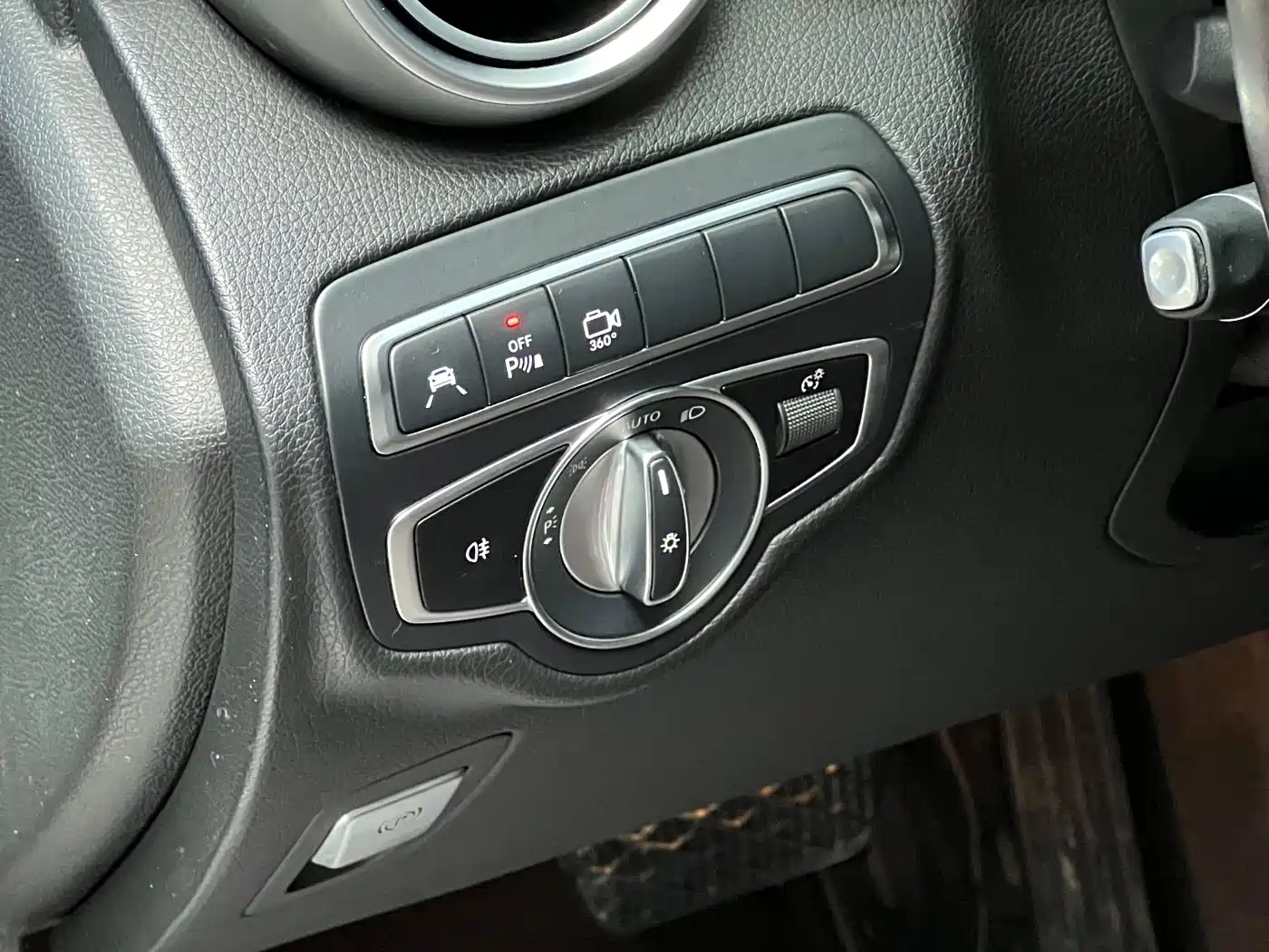 Mercedes-Benz GLC 2018 Facelift GLC 300 4MATIC Dynamic фото 6