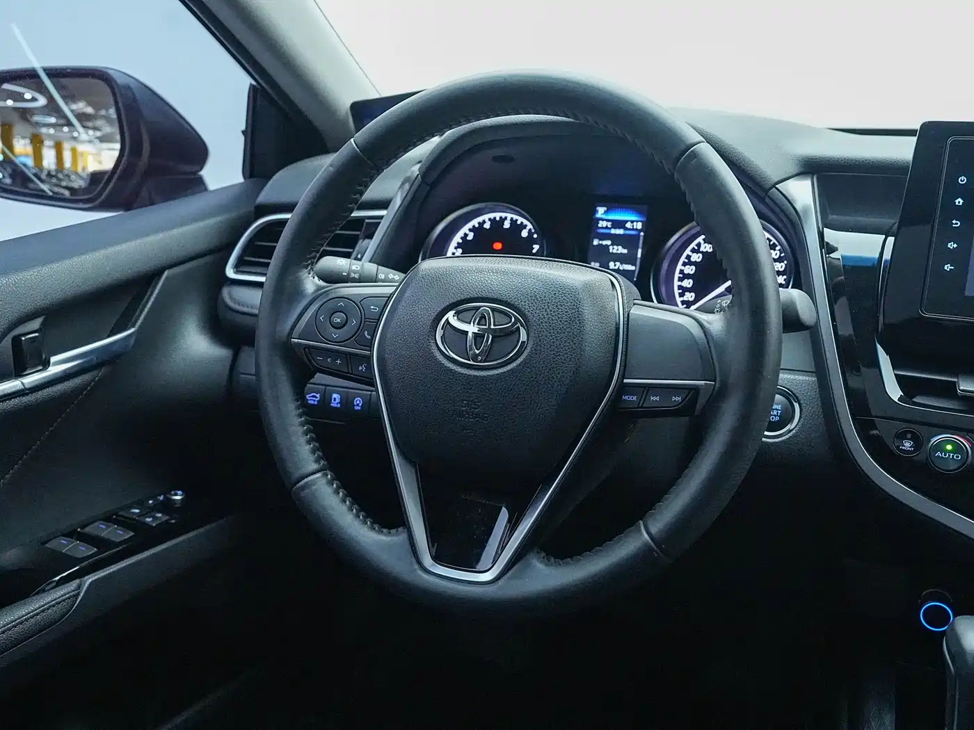Toyota Camry 2023 2023 2.0GVP Leading Edition