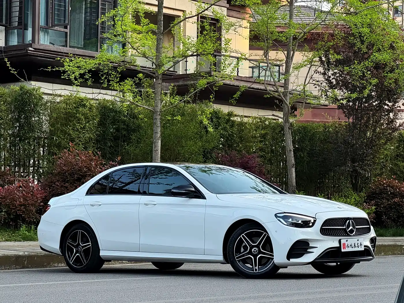 Mercedes-Benz E-Class (Import) 2021 Facelift E 260 Fashion Sport Edition фото 3
