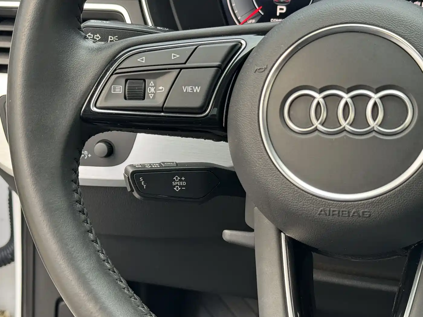 Audi A4L 2020 40 TFSI Fashion Dynamic Edition фото 47