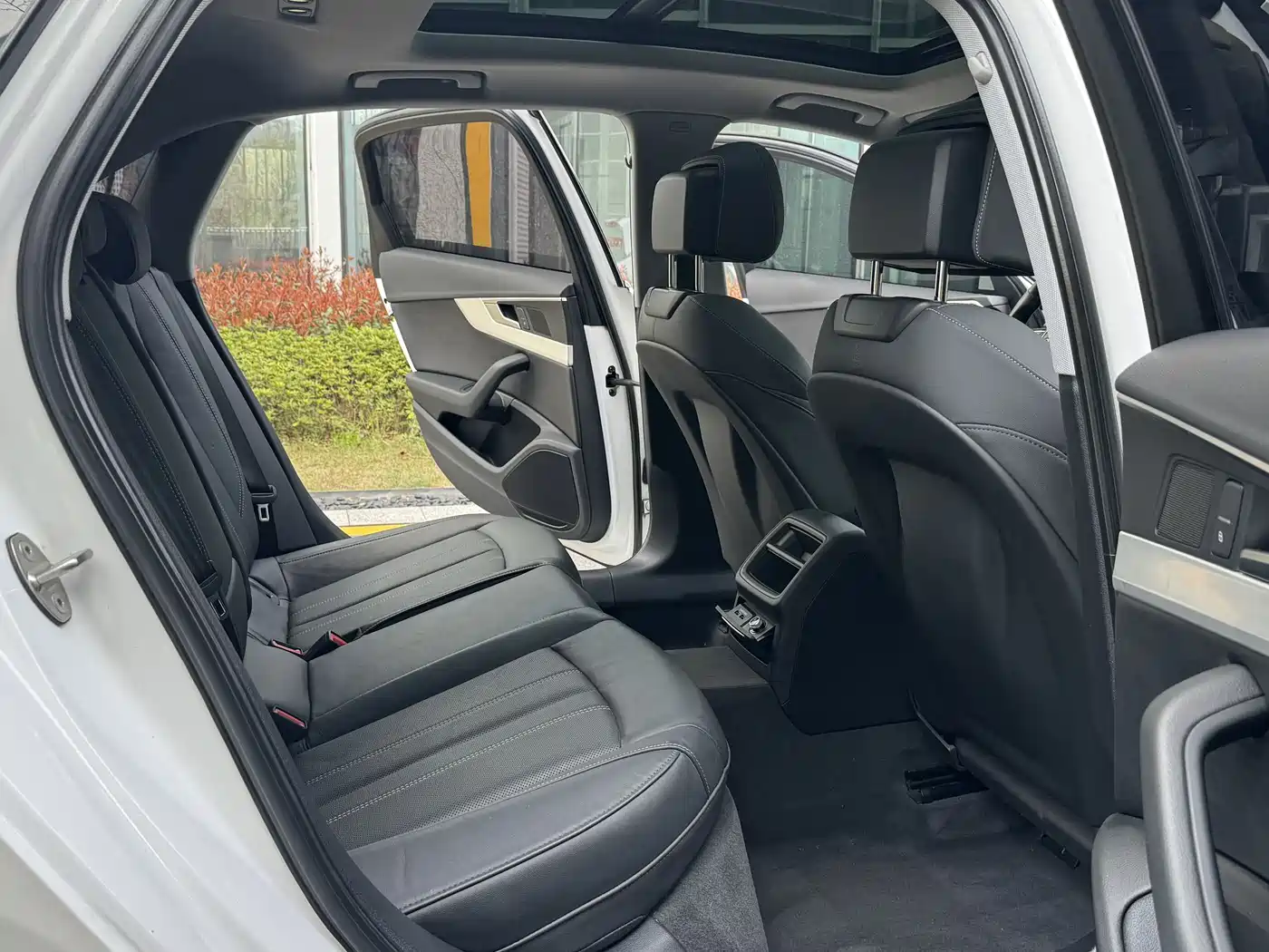 Audi A4L 2020 40 TFSI Fashion Dynamic Edition фото 36