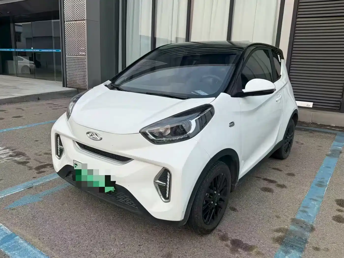 QQ New Energy Little Ant 2024 Youth Edition 251km True Love Version 25.05kWh