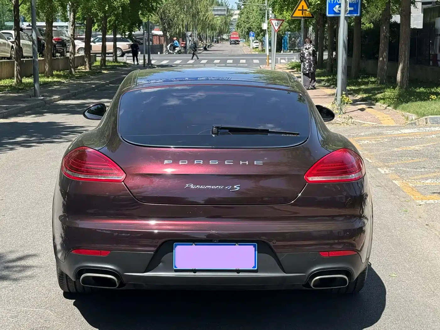 Porsche Panamera 2014 Panamera 4 3.0T фото 23