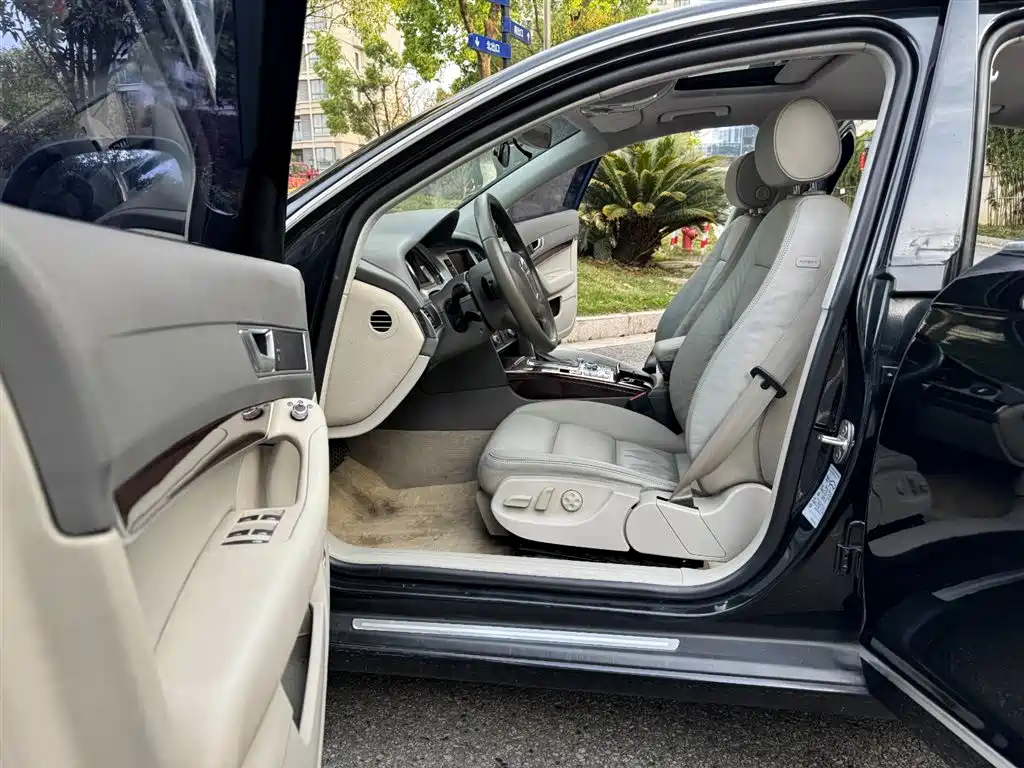 Audi A6L 2011 Model 2.8 FSI Comfort фото 10