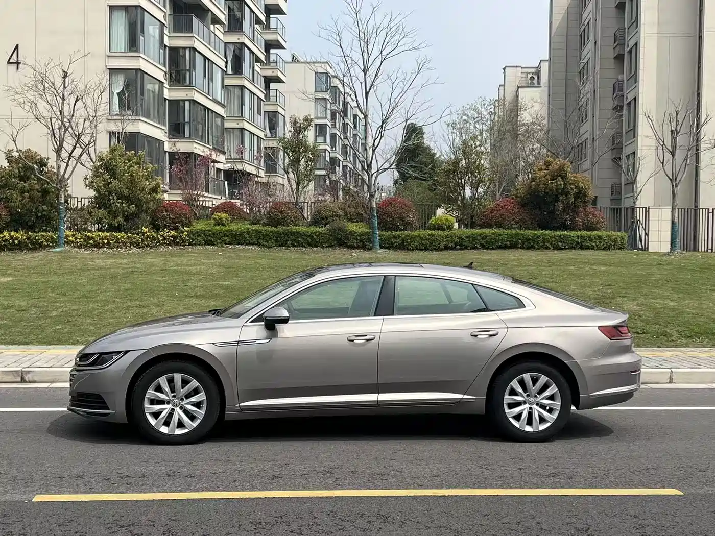 Volkswagen FAW-Volkswagen CC 2019 330TSI Luxury Appearance (China V) фото 7