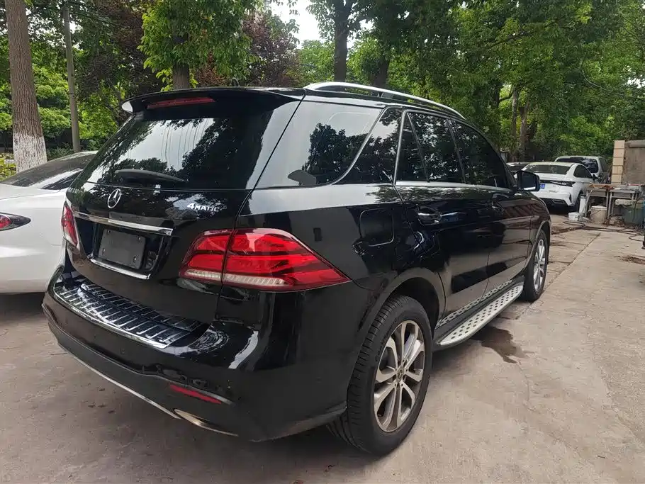 Mercedes-Benz GLE 2017 GLE 320 4MATIC Dynamic фото 3