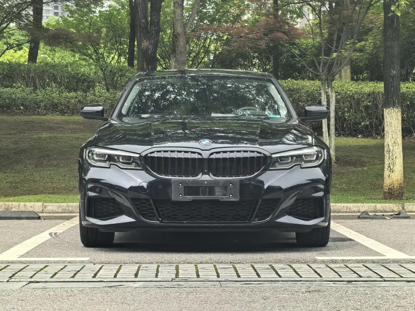BMW 3-SERIES