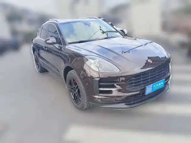 Porsche Macan 2018 Macan 2.0T — фото 3
