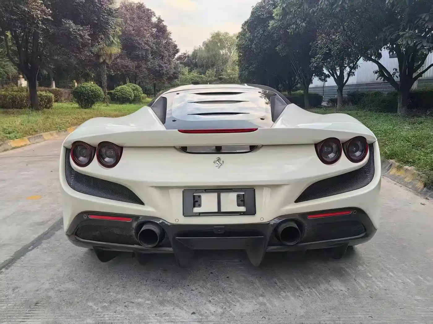 Ferrari F8 2021 2019 Tributo 3.9T V8